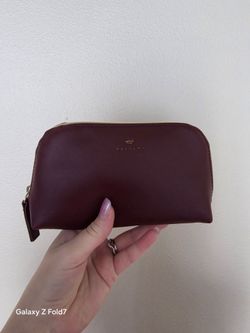 BURGUNDY COSMETIC BAG