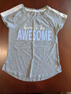 Girls "Here To Be Awesome" Shirt Size 7/8 - Everett, WA