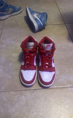 fairly worn size 4y red and white