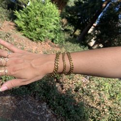 Stainless Steel Cuban Link Bracelets 