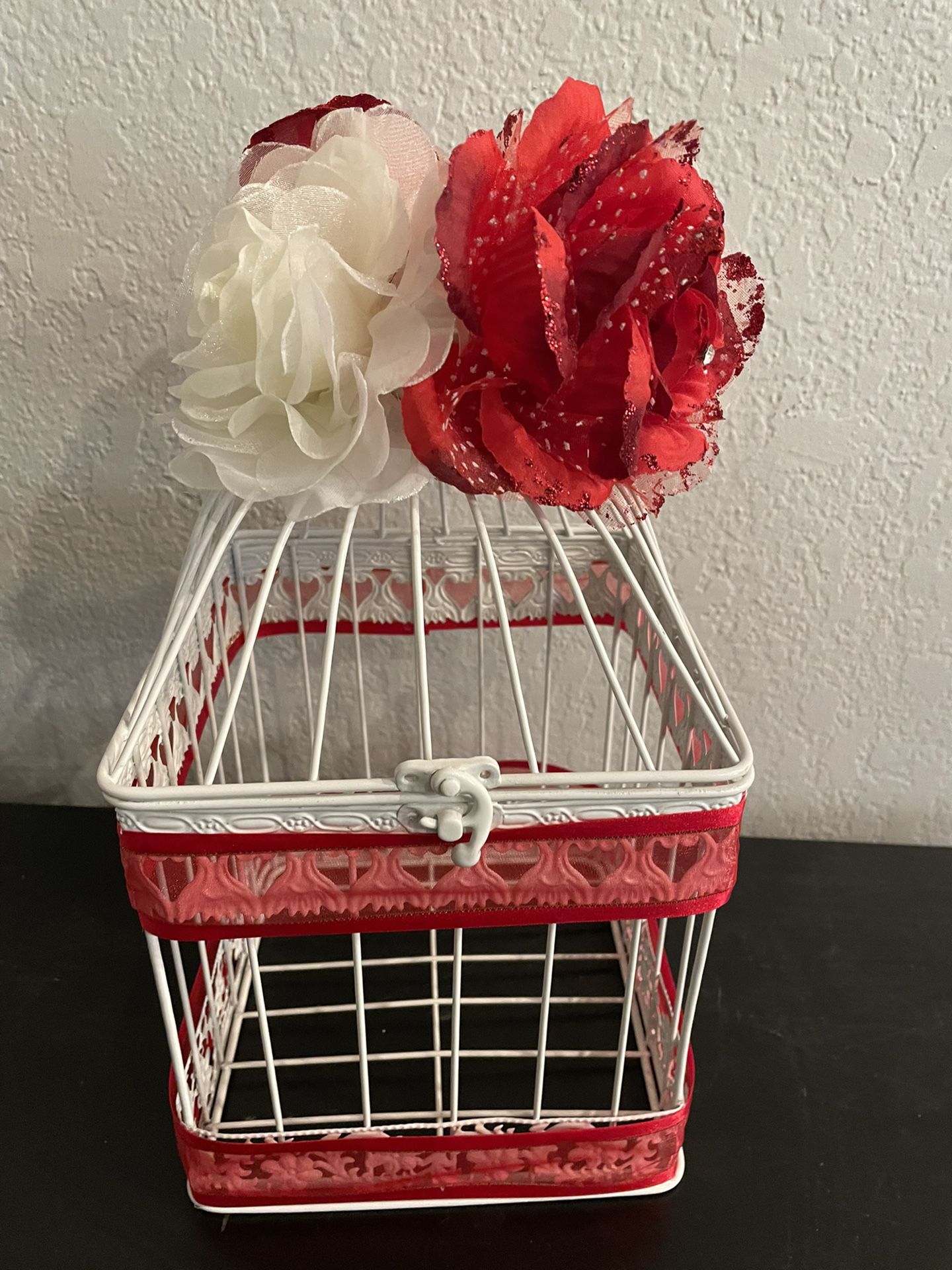 Decorative Gift Card Basket