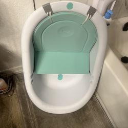 Grow With Me Bath Tub 