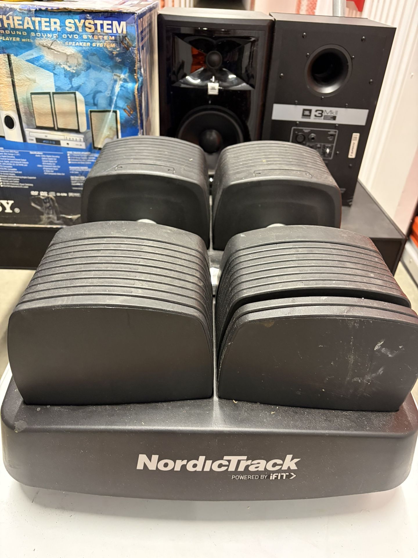 NordicTrack iSelect Adjustable Dumbbells