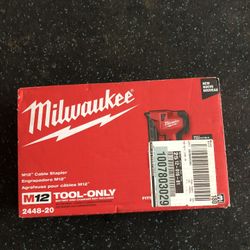 M12 12-Volt Lithium-Ion Cordless Cable Stapler 