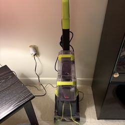 Bissel/Pet upright, deep cleaning carpet cleaner