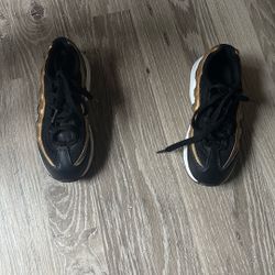 Kids nike air max shoe