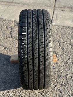(1) 225/40/19 PIRELLI CINTURATO P7 RUNFLAT