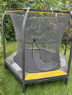 Trampoline