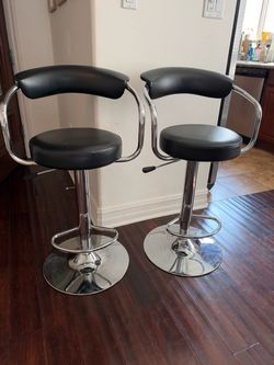 Bar stools - set of 2