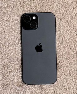iPhone 15  - 128GB