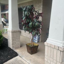 6ft Faux/Fake Tree 