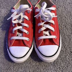 Red And White Converse Size 2.5 
