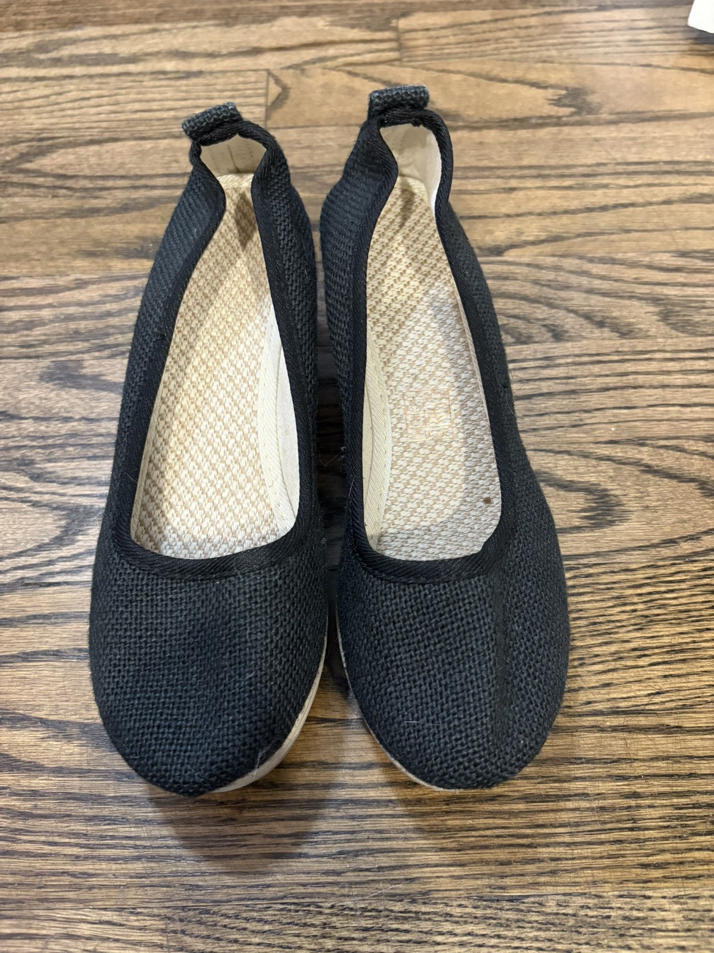 Wedge Slip On