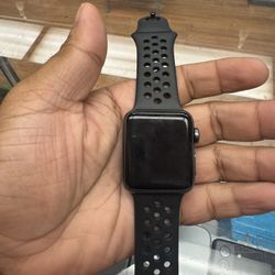 Apple watch series 3 38mm gps Black 