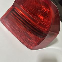 BMW E90 PRE LCI TAIL LIGHTS 06-08