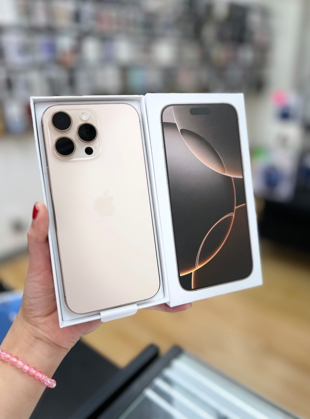 iPhone 16 Pro Max Unlocked (NO CREDIT NEEDED)