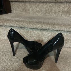 Jessica Simpson High Heels 