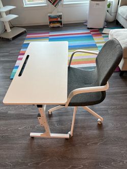 Adjustable Standing desk & Chair