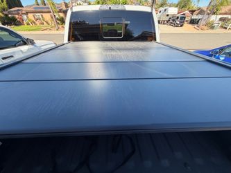 Peragon  HD Bed Cover – F-150 (5 1/2 foot bed)
