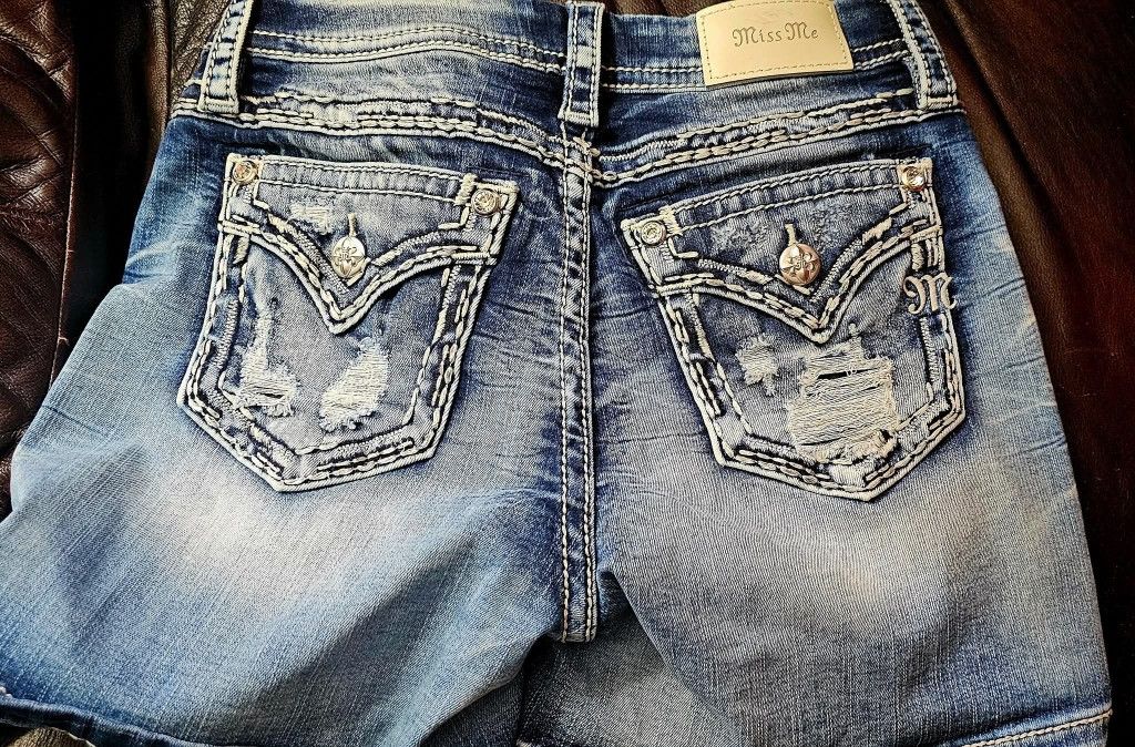 Miss Me Shorts