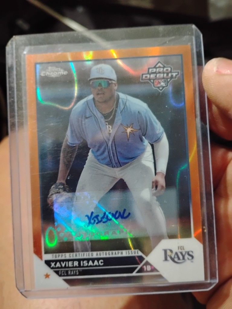 Xavier Isaac Orange Auto #ed 04/25