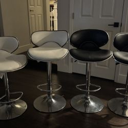 BAR STOOLS 