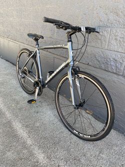 TALL PERSON : HIGH QUALITY : CANNONDALE : HYBRID : BIKE