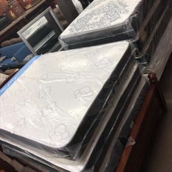 Mattress And Box spring Sale (We Deliver )