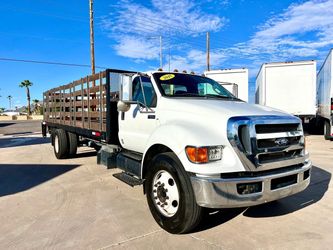 2015 Ford F-650 Super Duty Stake