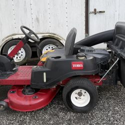 Toro SW4200 Zero Turn W/catcher