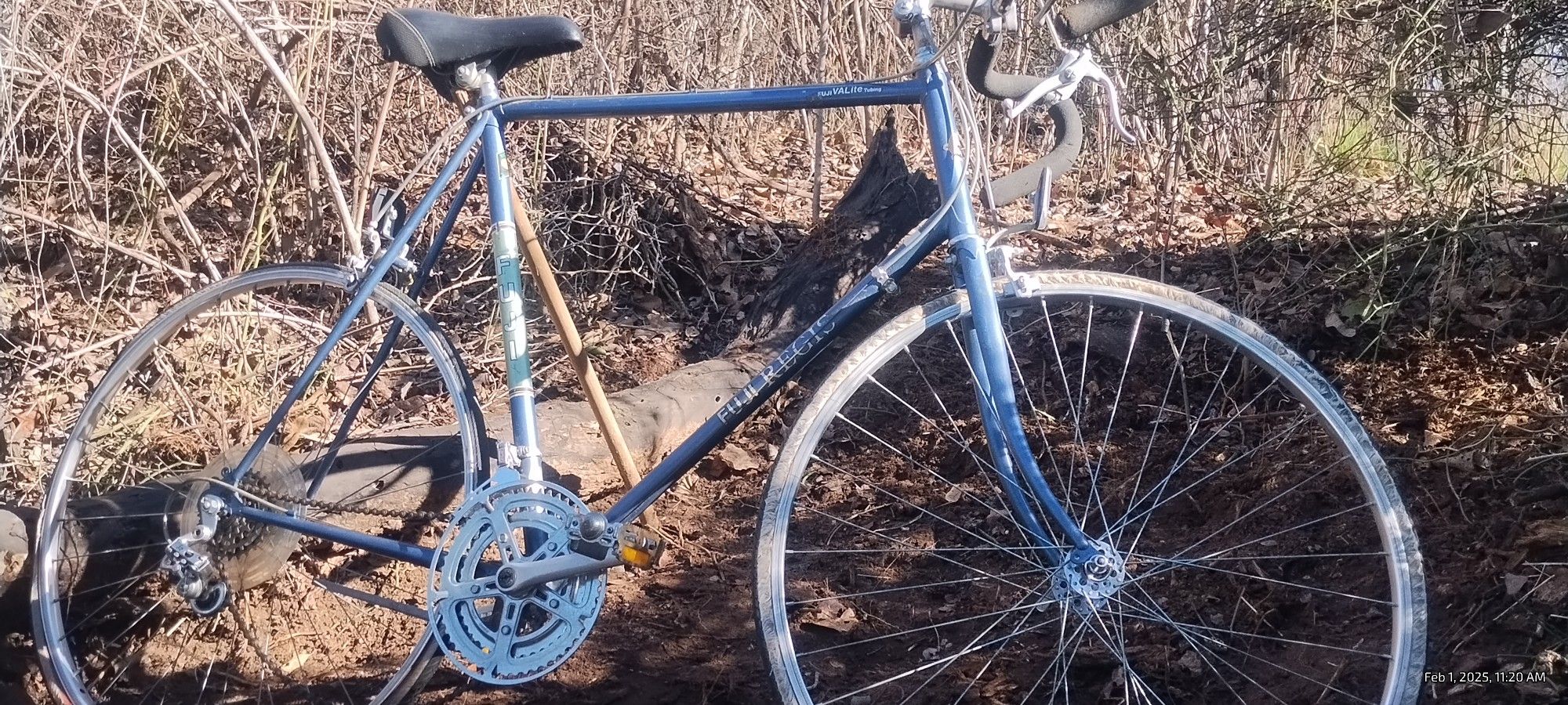 Fuji Regis 10 Speed From Early 80's. Needs 27" Tires And A Bit Of TLC. A Quality Bicycle All Original Except For Seat