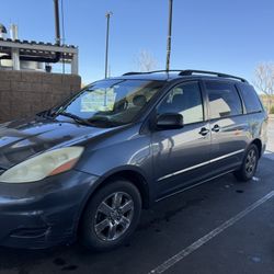 2006 Toyota Sienna