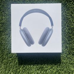 AirPod Maxes