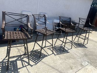4 Stool chairs