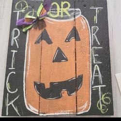 12x10 Wooden Halloween Sign