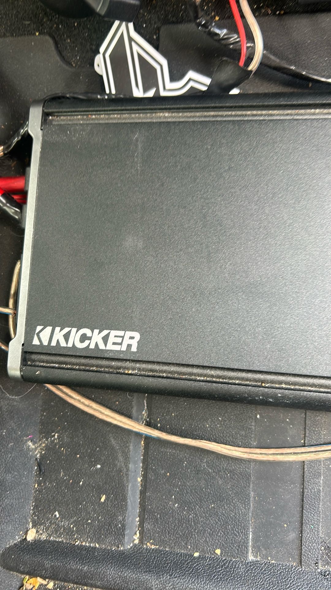 Kicker Cxa1200.1 Amplifier