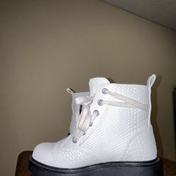 Ugg Boots Size 7 