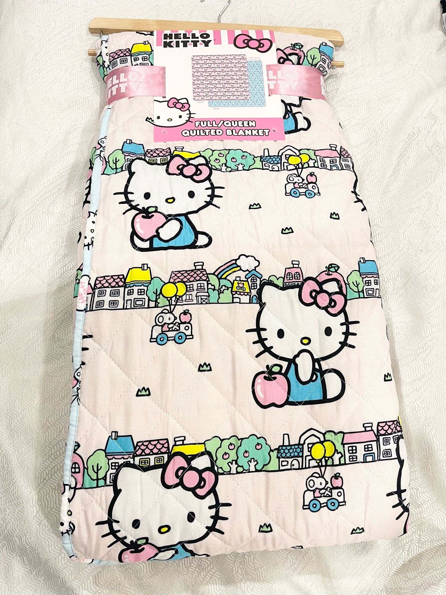 Hello Kitty Quilted Blanket - Full/Queen Size