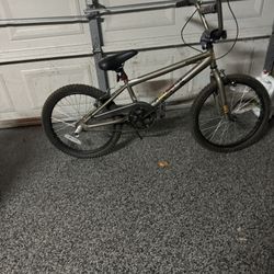 mongoose Dirtbike Bicycle