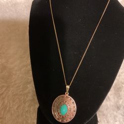 Vintage Bronze/Goldtone Necklace With Bronze Pendant With Torquise Stone