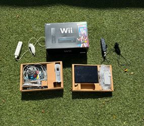 Complete Nintendo Wii Black Console Boxed Bundle - 2 Controllers, Smash Bros