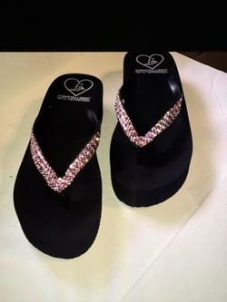 LADY LANELLS Crystallized W/Swarovski Crystals Black Platform Designer Flipflops  