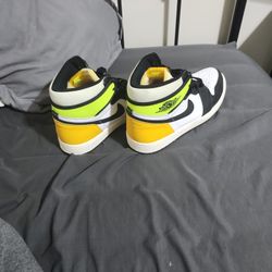 Jordan 1 Volt