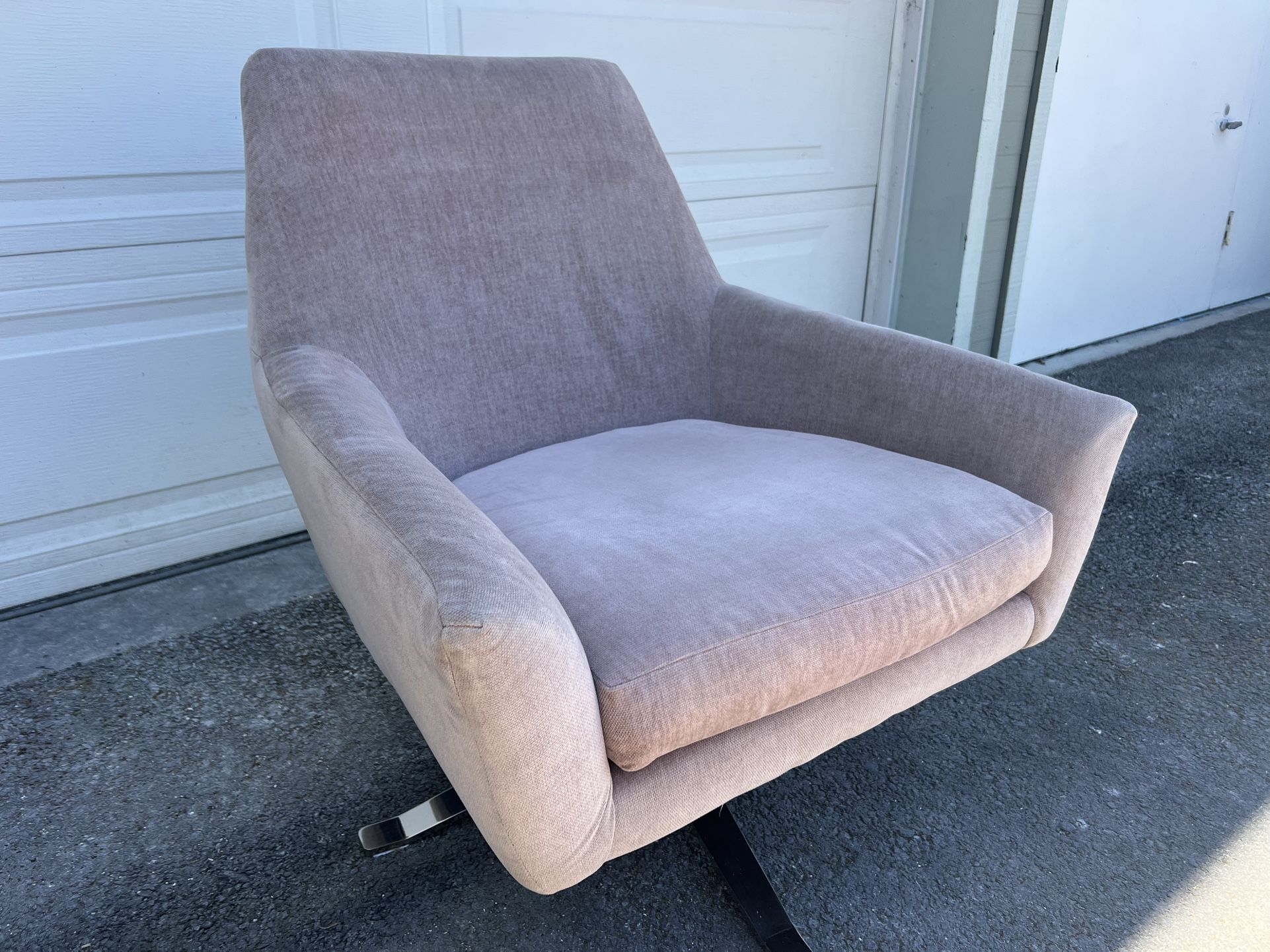 West Elm Modern Armchair… Can Deliver