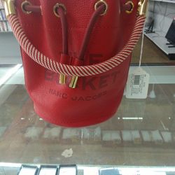 The Bucket Purse