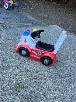 Paw Patrol ride on toddler car