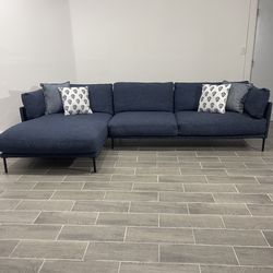 City Furniture Sectional Blue Fabric sofa FREE DELIVERY
