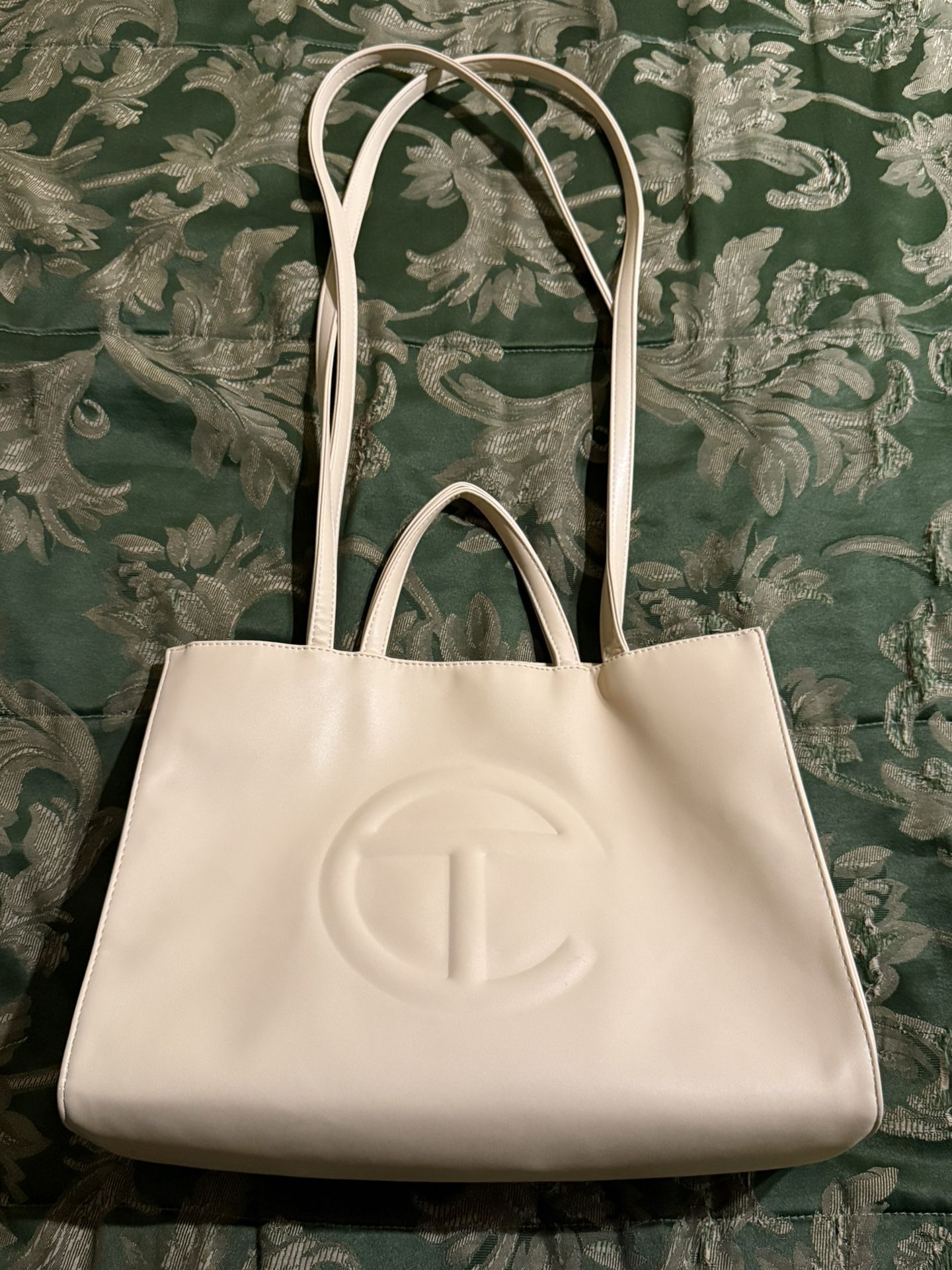 Cream leather tote bag with adjustable strap #totebag