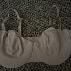 Skims Bra 