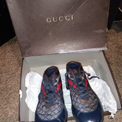 Gucci Lace Up Shoes